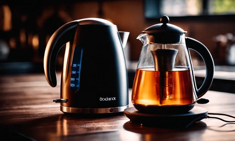 Best Electric Kettle With Tea Infuser (2023 Update)