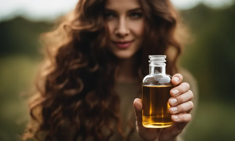 Best Hair Oil For Frizz (2024 Update)