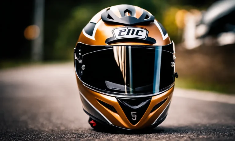 Best Helmets For Sports Bike (2024 Update)