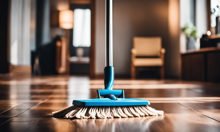 Best Mops For Laminate Wood Floors (2024 Update)