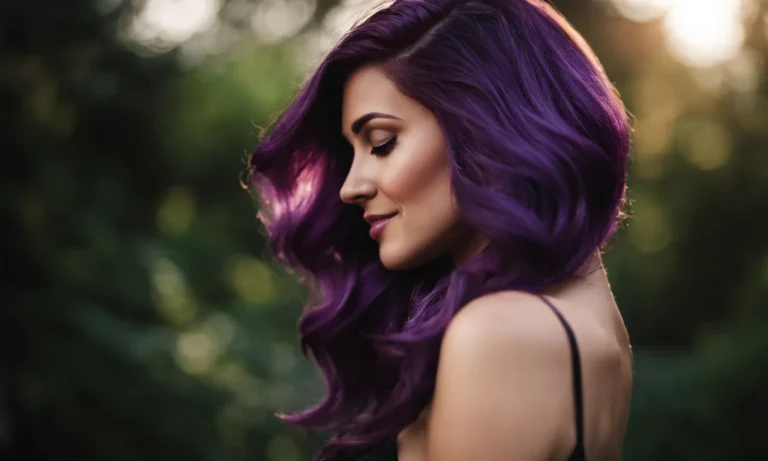 Best Shampoo For Dyed Purple Hair (2023 Update)