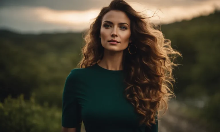 Best Shampoo For Thick Wavy Frizzy Hair (2023 Update)