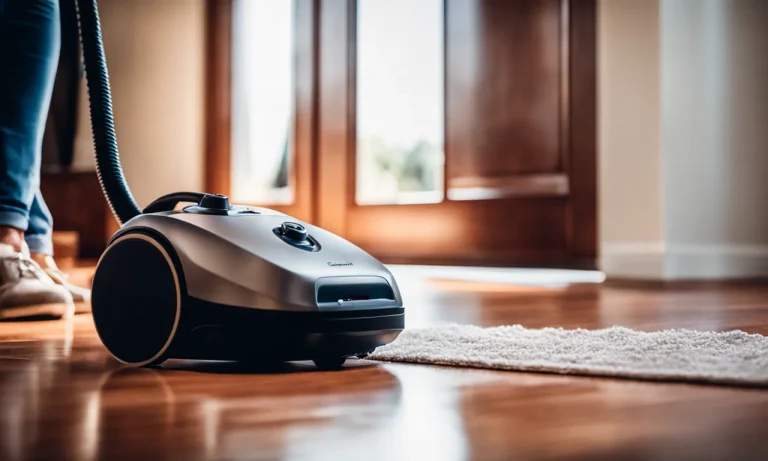 Best Vacuum Cleaners For Laminate Floors (2023 Update)